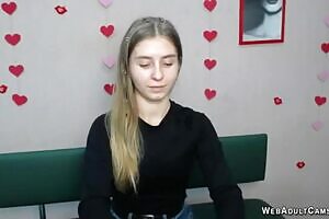 Young Ukrainian dancing on webcam solo private show