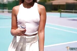 Perky Teen Willow Ryder Loves to Show off Her Ass During Tennis Training