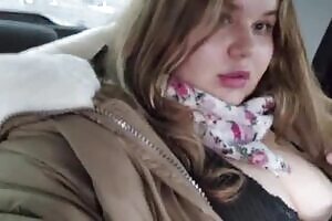 Chubby Cute Girl Ripped pantyhose to play with her wet pussy in the taxicab car and suck a dildo