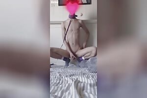 18-year-old boy！Slim gay teenager nude body masturbating nude gay sex cumshot twink big dick