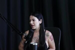 She likes young people, she combined the content with her studies, they asked her to show her pussy and ass, she has never been to a swing house and she has a special person - Luuh Barbosa (SHEER RED)
