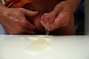 THIRD CUMSHOT IN A MINUTE