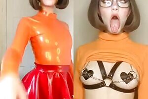 SnowCrazyFrenzy Misty Silver Velma cosplay TikTok vs Reddit