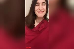 Turkish girl masturbates uweirdrole